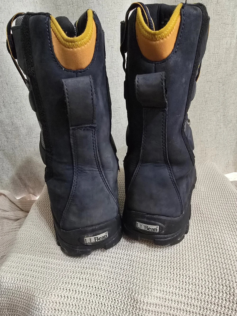 L.L. Bean Men's Gray and Blue Insulated Snow Boots